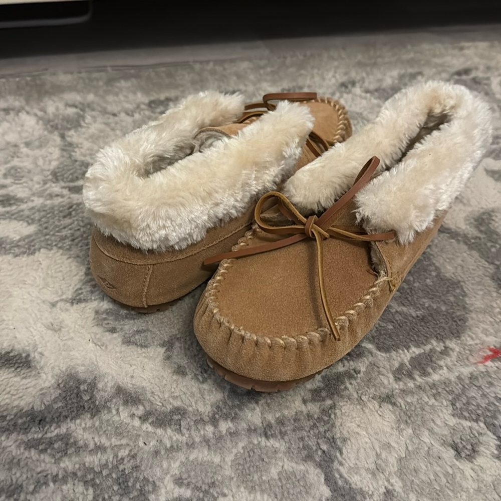 Sperry slip on moccasin